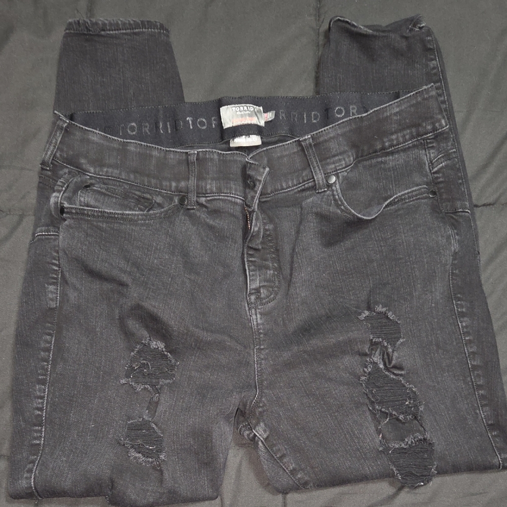 Torrid Women's Charcoal Distressed Skinny Jeans